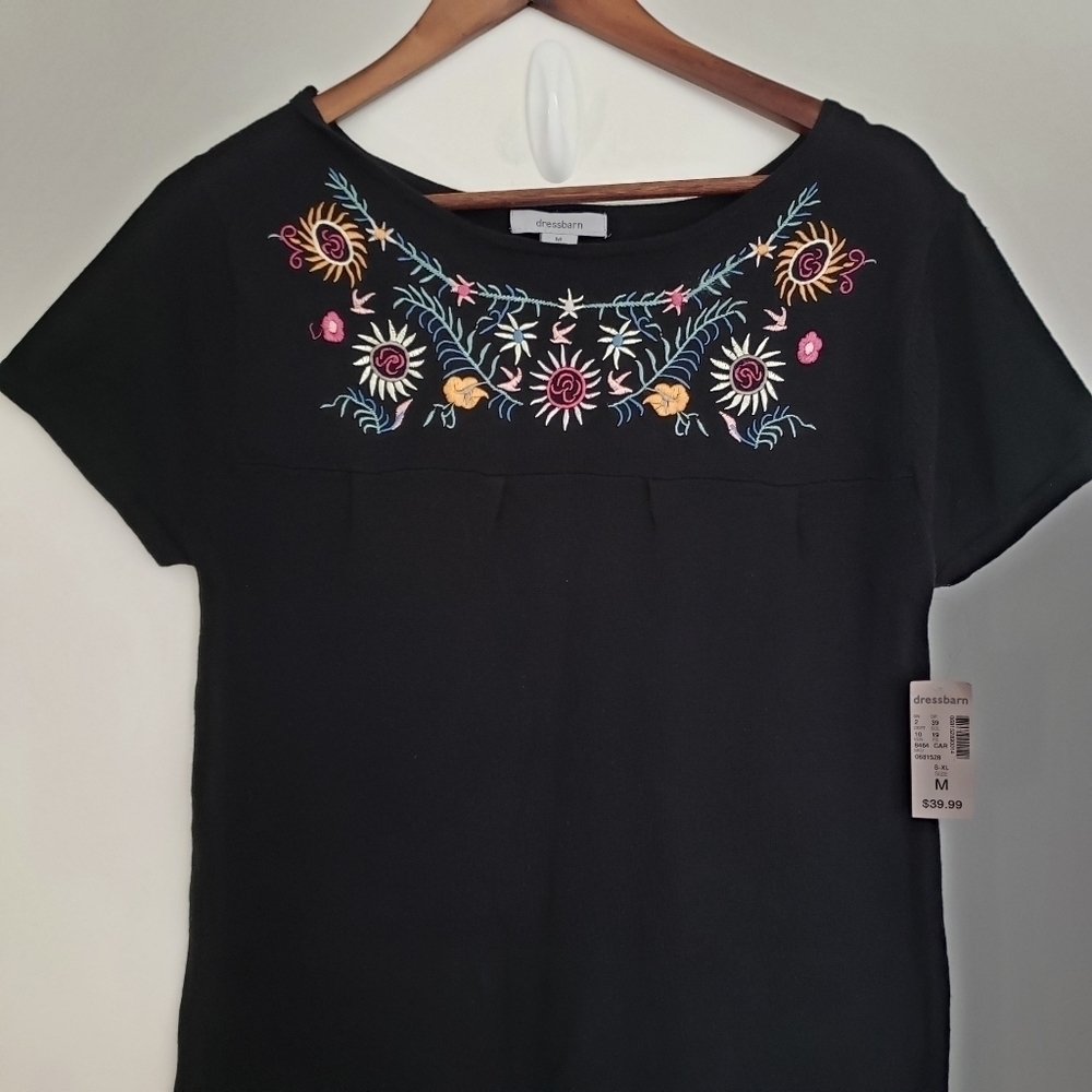 Dressbarn Floral Embroidered Sweater Dress Black Short Sleeve Size Medium NWT
